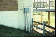 grounding38-SPGbox_on_house1